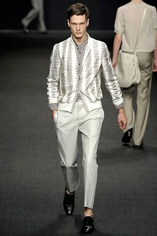 Look 17